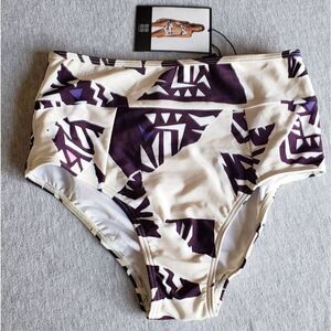 INSIGHT CHIPS LADDER BACK HIGH WAISTED BRIEF CREAM BOTTOM NWT M/6